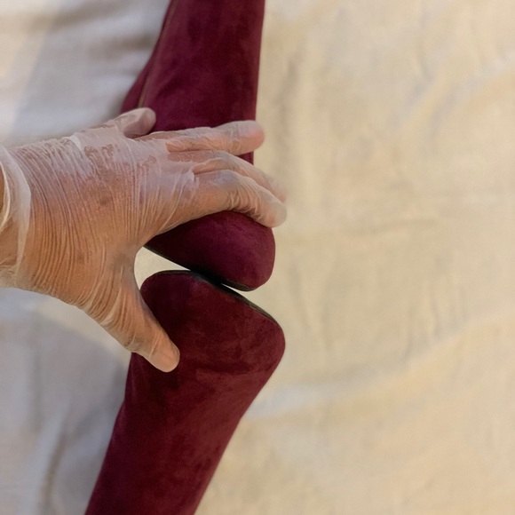 Taryn Rose "Nora Silky Suede" Fig (Purple Eggplant) Booties, Size 11! - Picture 7 of 9